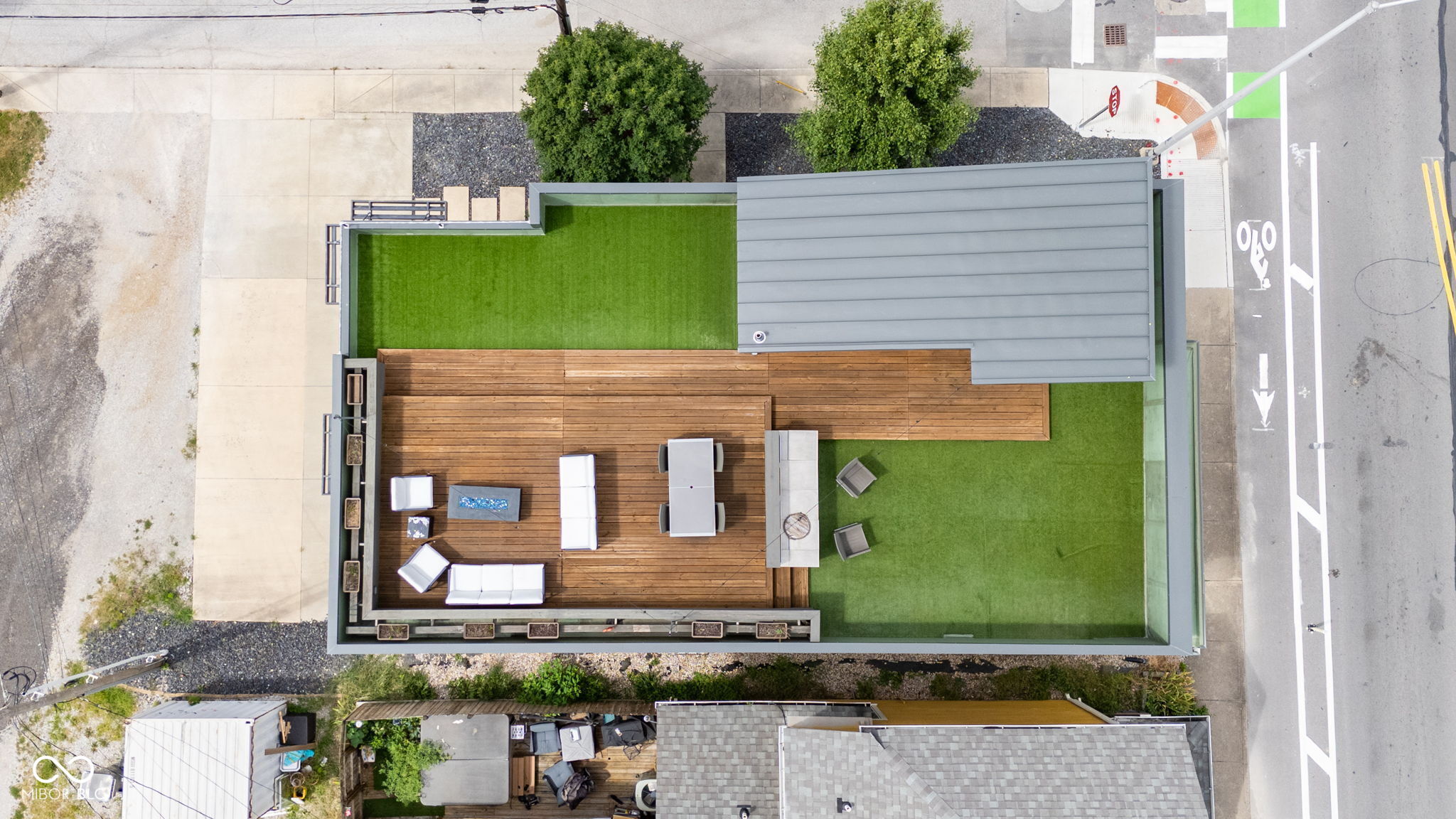 719 E New York Street