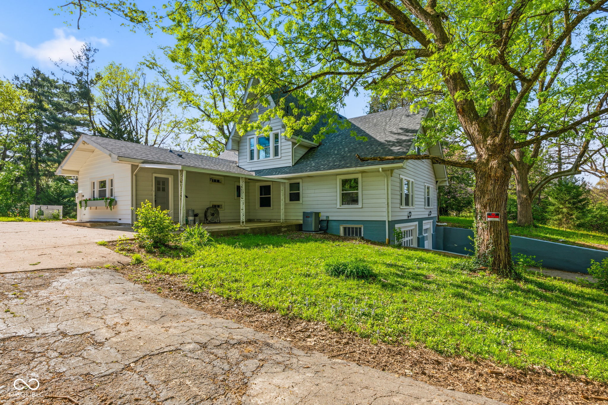 1207 Van Buskirk Road