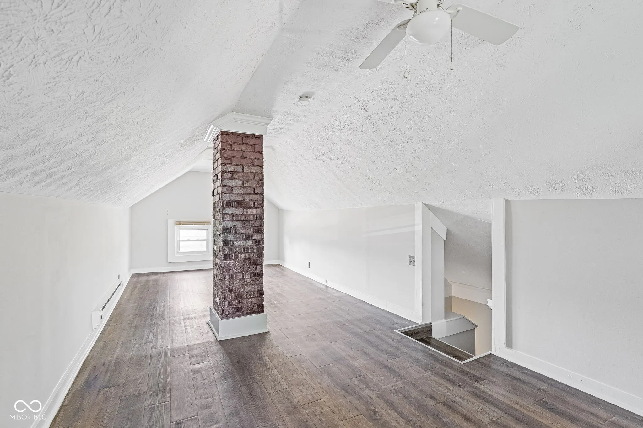 Indianapolis, Indiana 46205, United States, 3 Bedrooms Bedrooms, ,3 BathroomsBathrooms,Residential,Active,46406