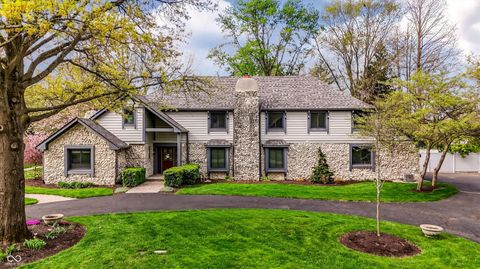 Photo of 6717 La Tour Circle, Indianapolis, IN 46278 (MLS # 22108397)