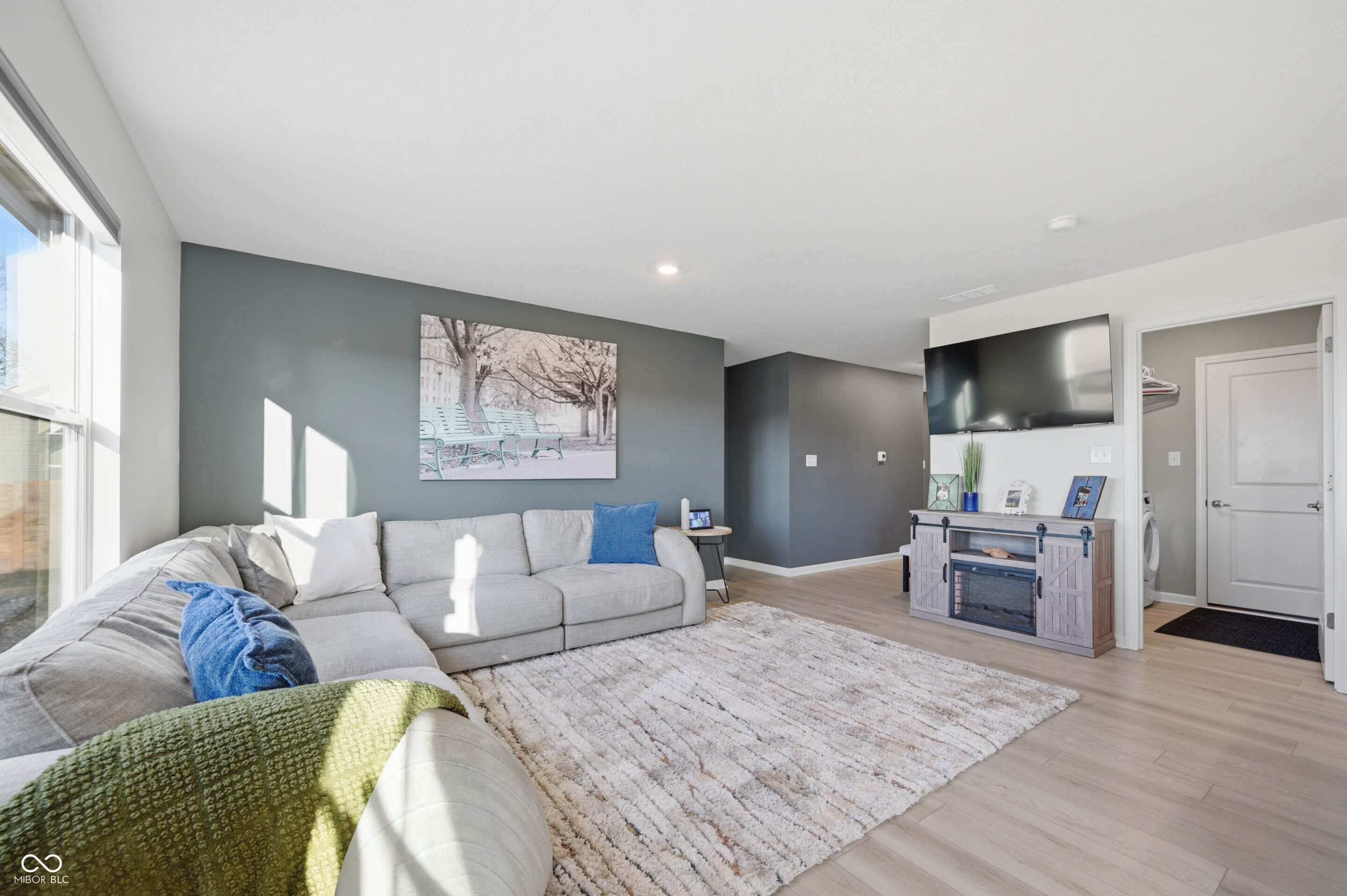 1722 Fair weather Drive