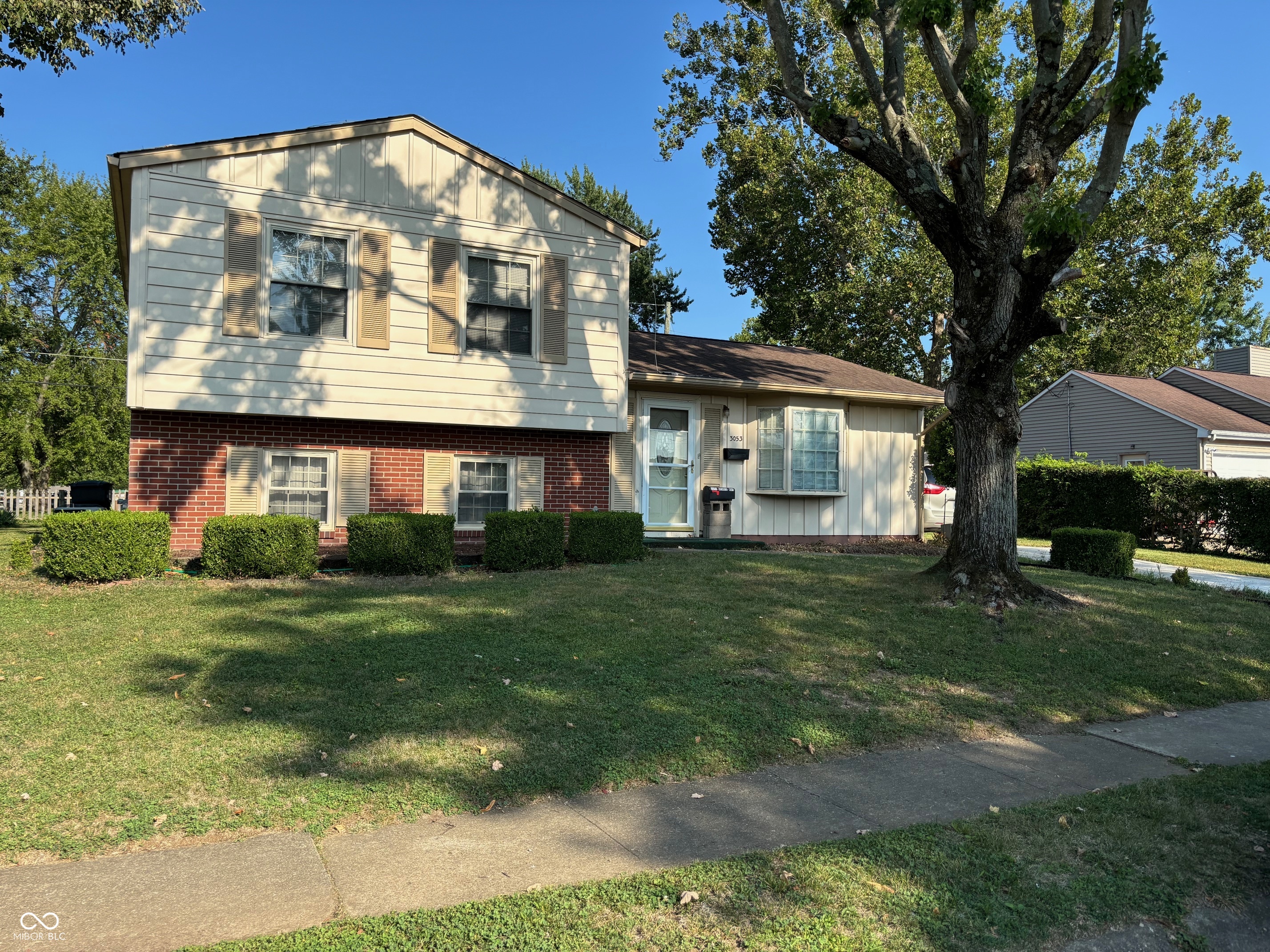 View Columbus, IN 47203 house