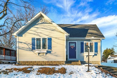 207 E Ohio Street Fortville IN 46040