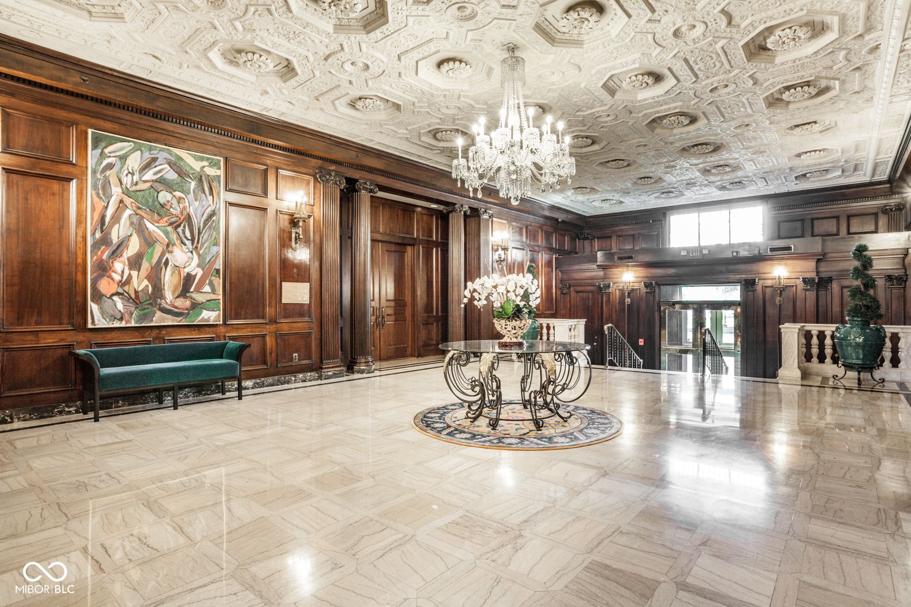 350 N Meridian Street 412