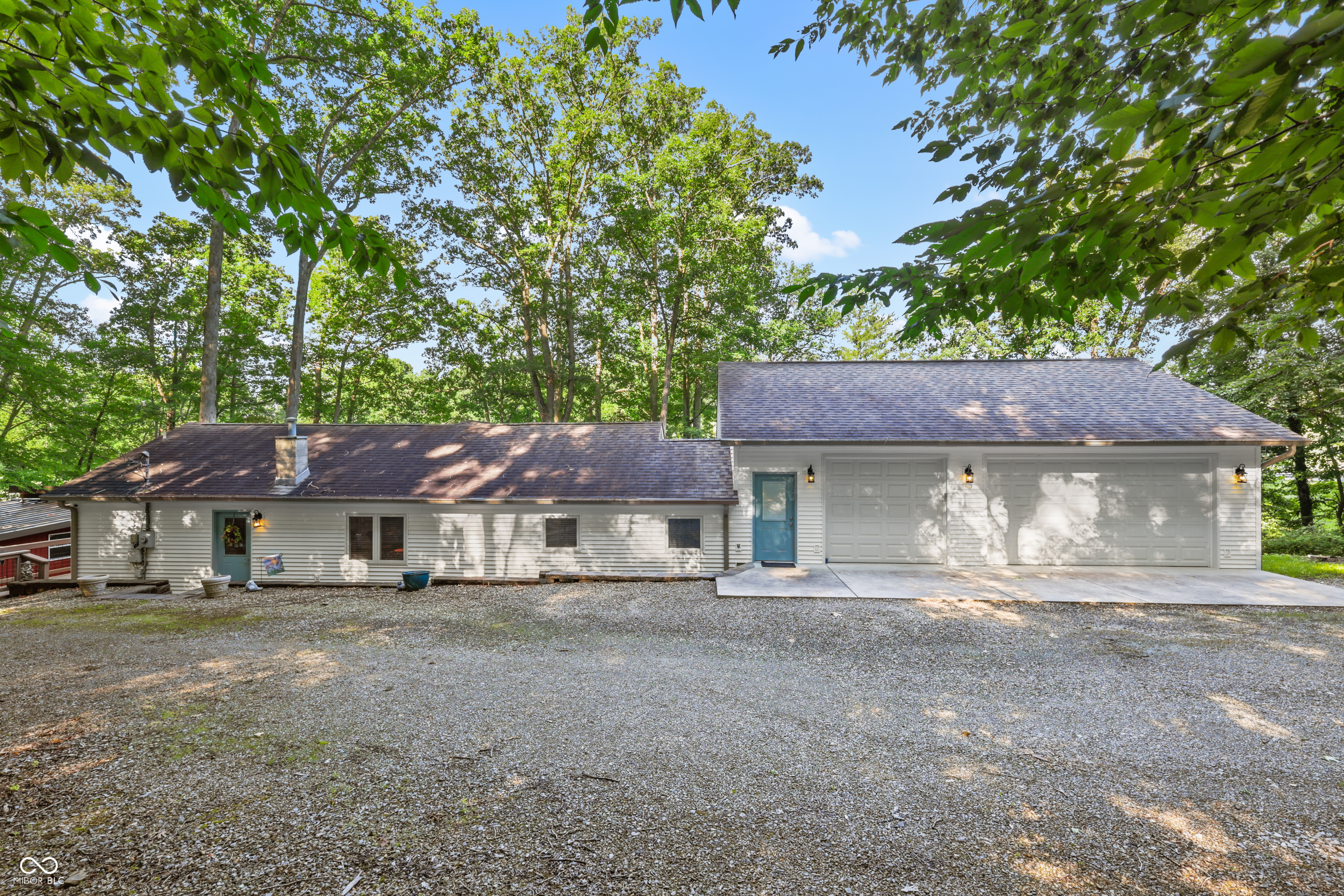 335 W Lakeview Drive
