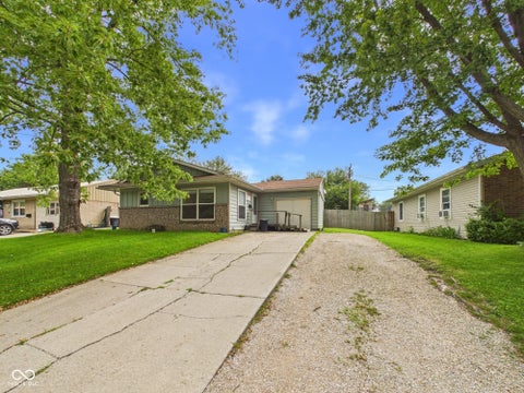 Photo for 4 White Oak Court