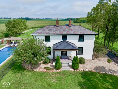 3 beds bed, 2.5 baths bath property at 2058 W 100 S, Franklin, IN 46131