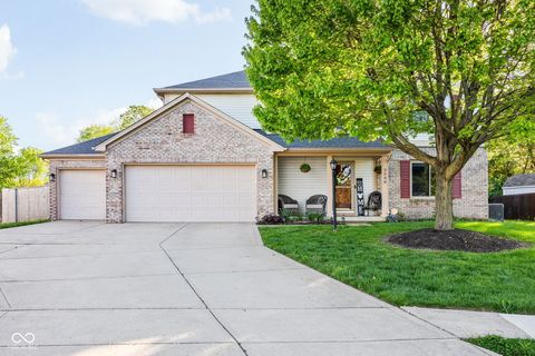 Photo of 2508 Gadwall Circle, Indianapolis, IN 46234 (MLS # 22096004)