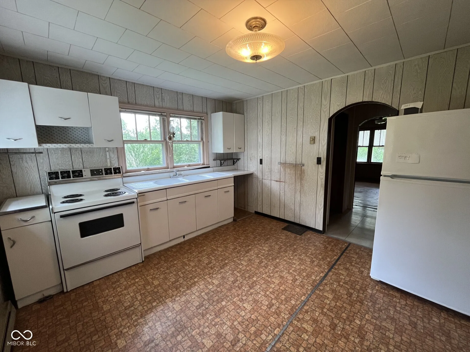 Seymour, Indiana 47274, United States, 3 Bedrooms Bedrooms, ,1 BathroomBathrooms,Residential,Active,146973