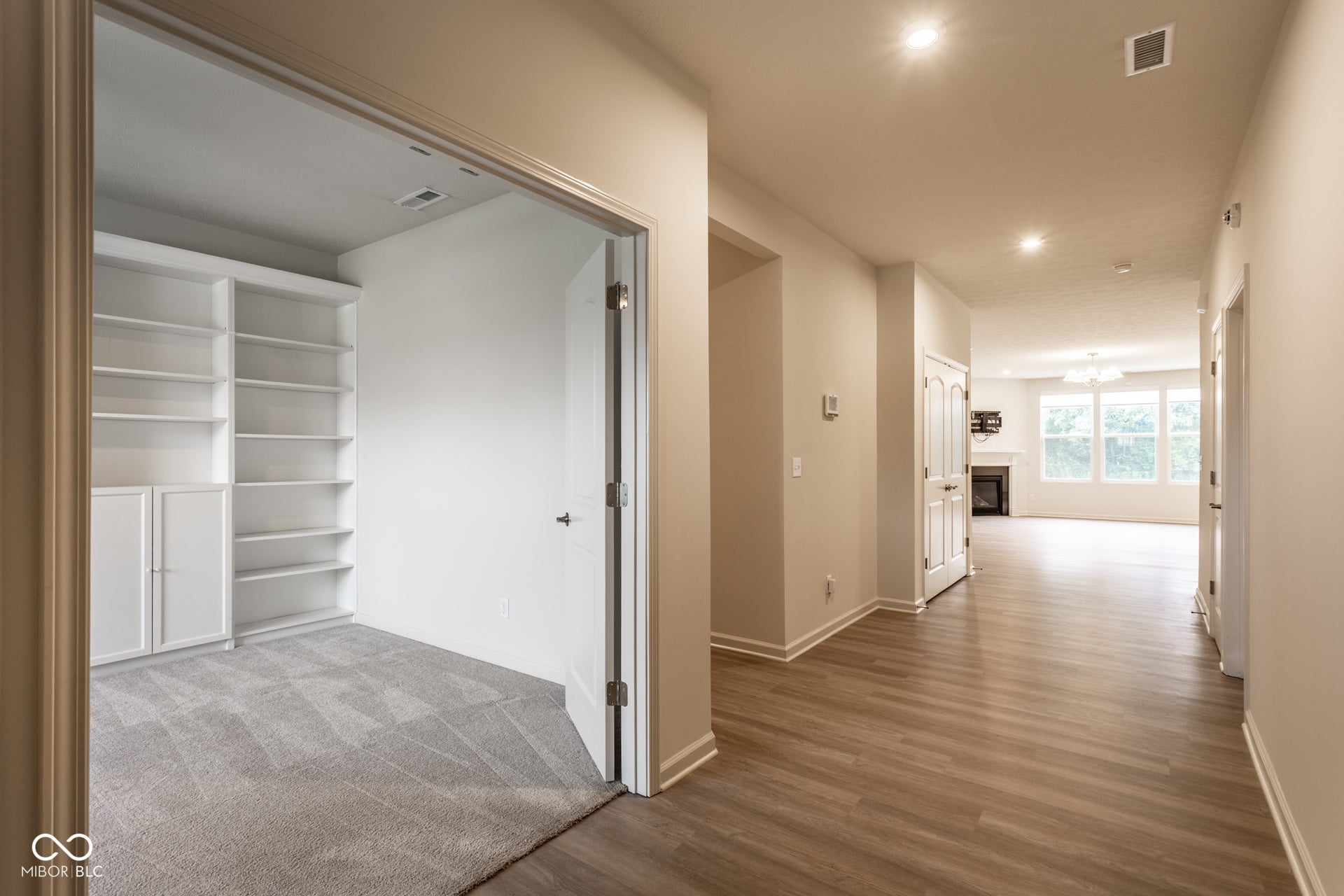 910 Jordan Court