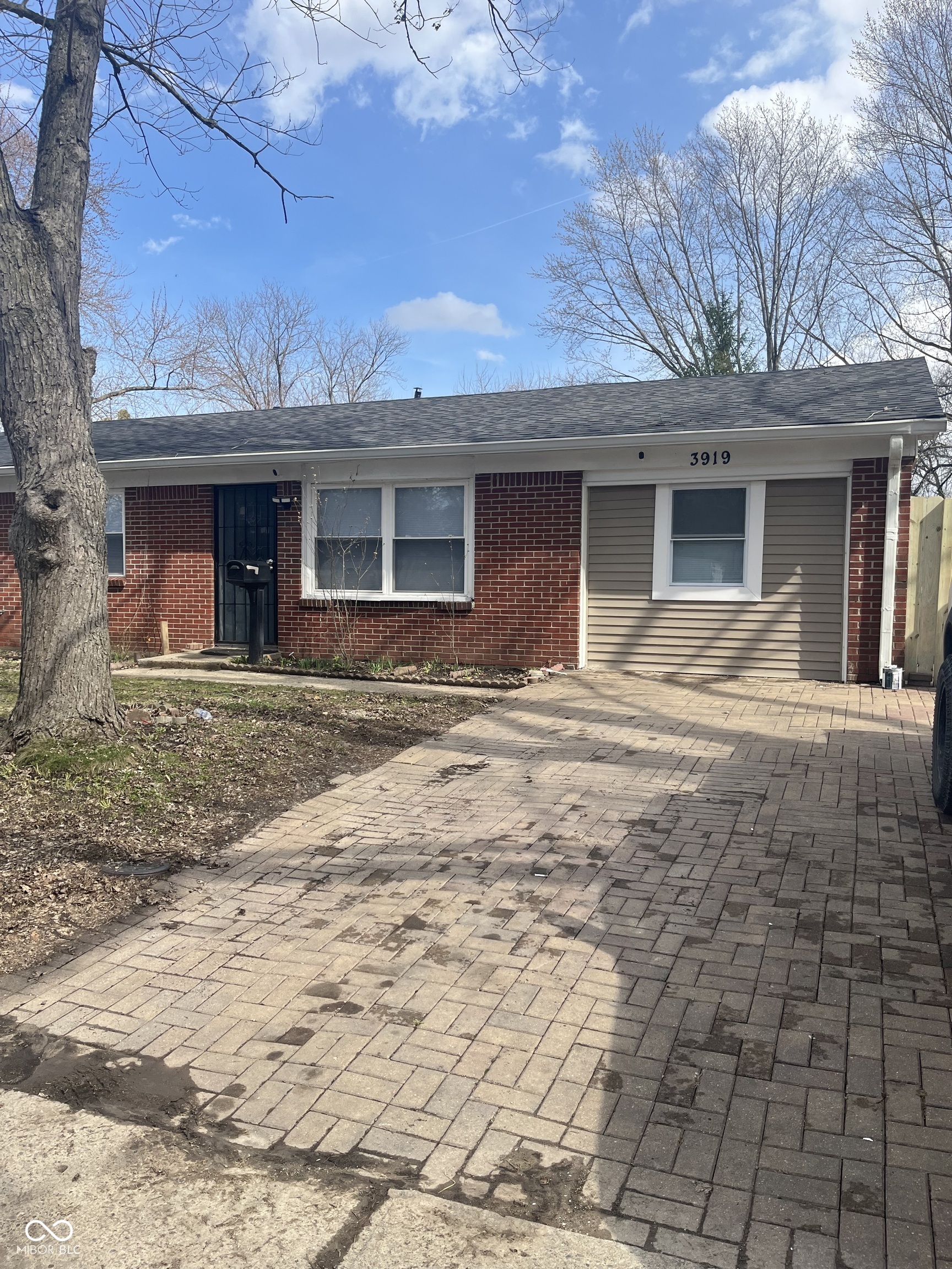 3919 Kivet Court