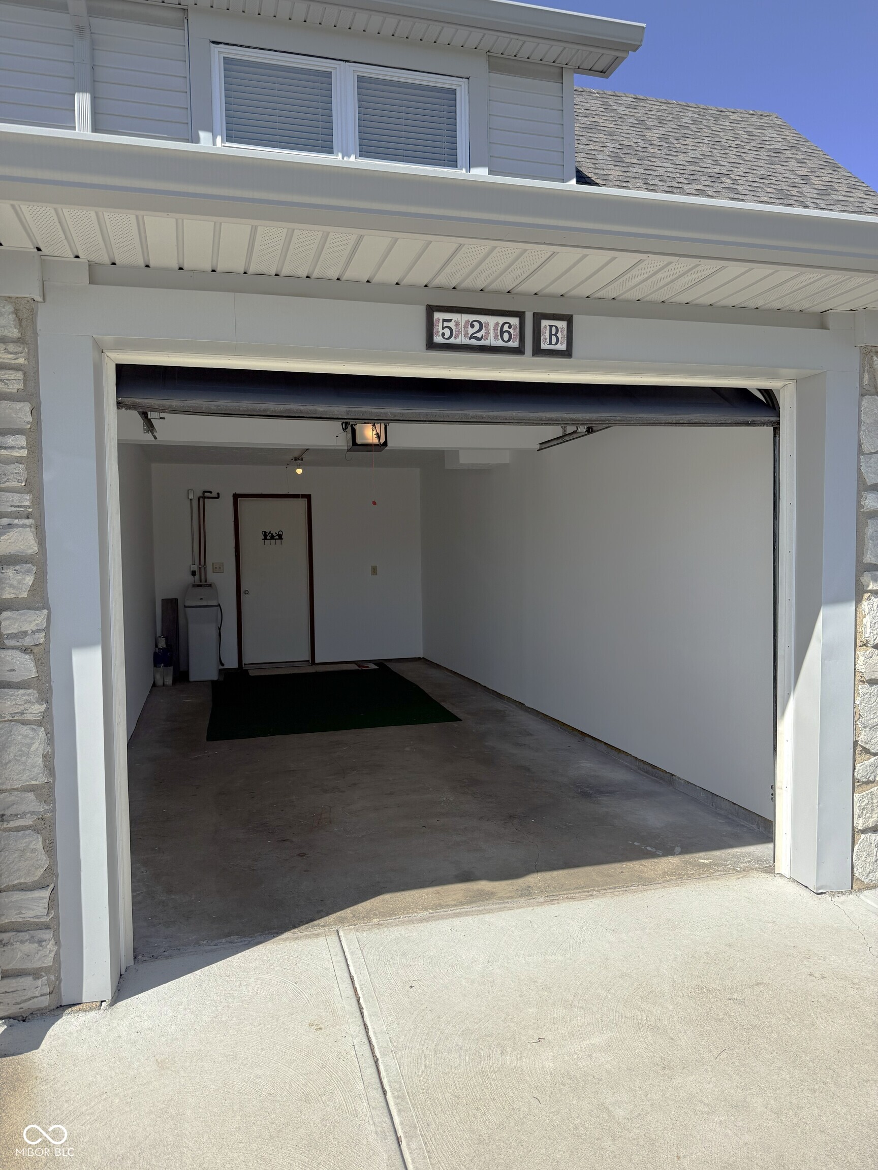 526 Paradise Way # B