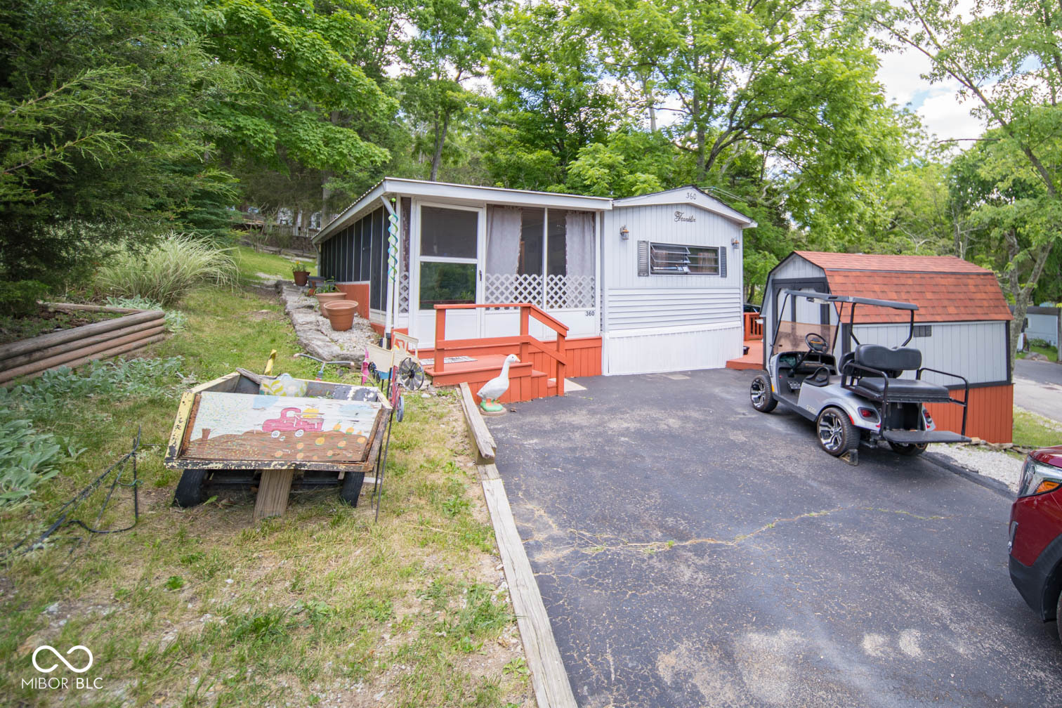 Listing image 2