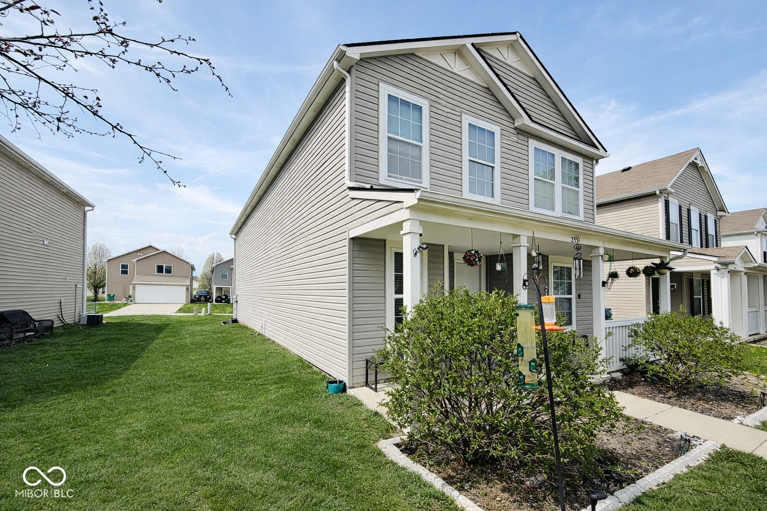 2354 Blackthorn Drive