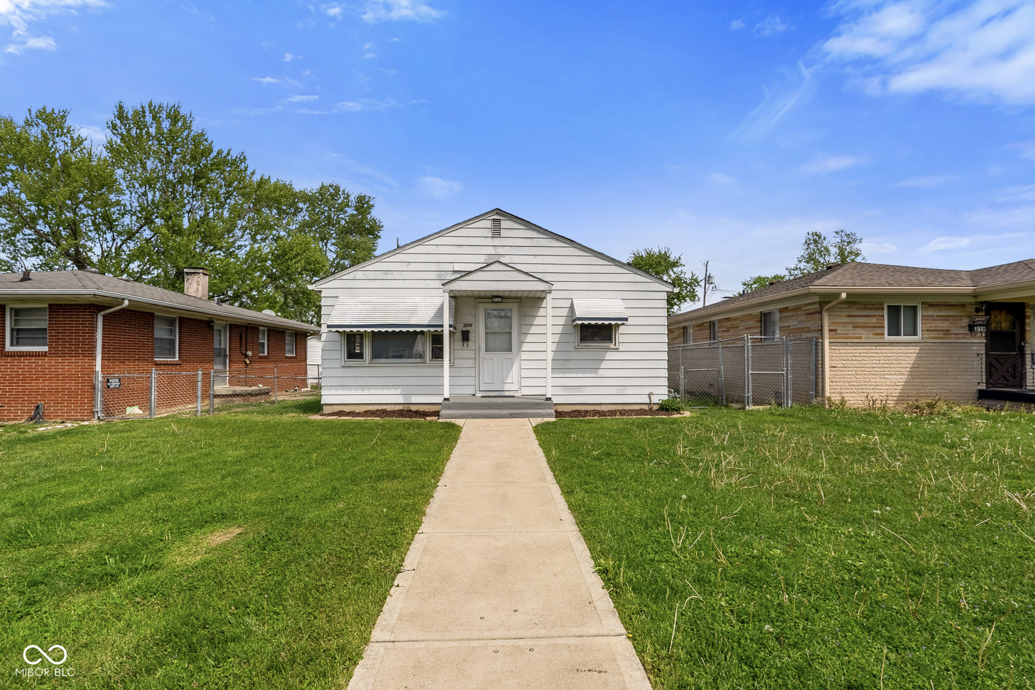 325 N 7th Avenue