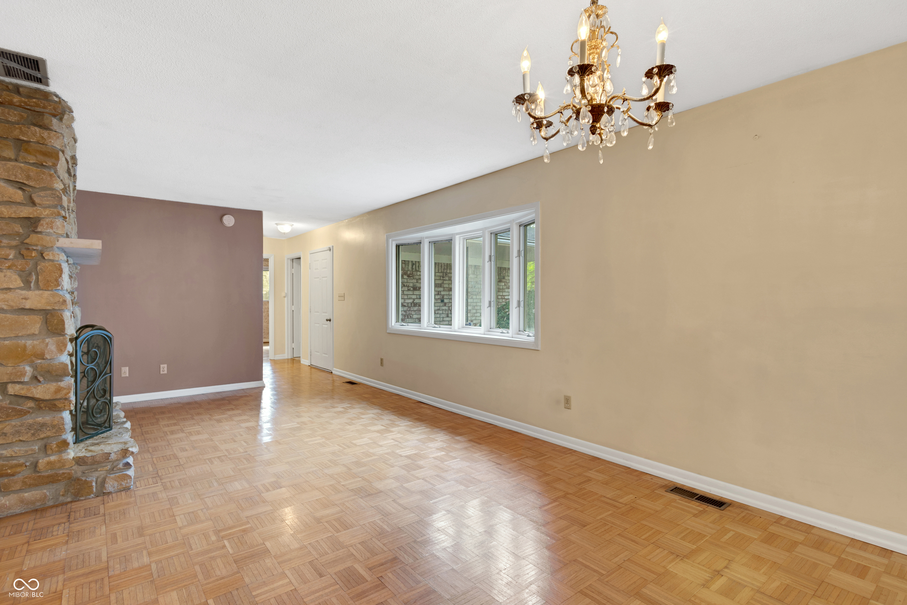 1146 Fairway Drive