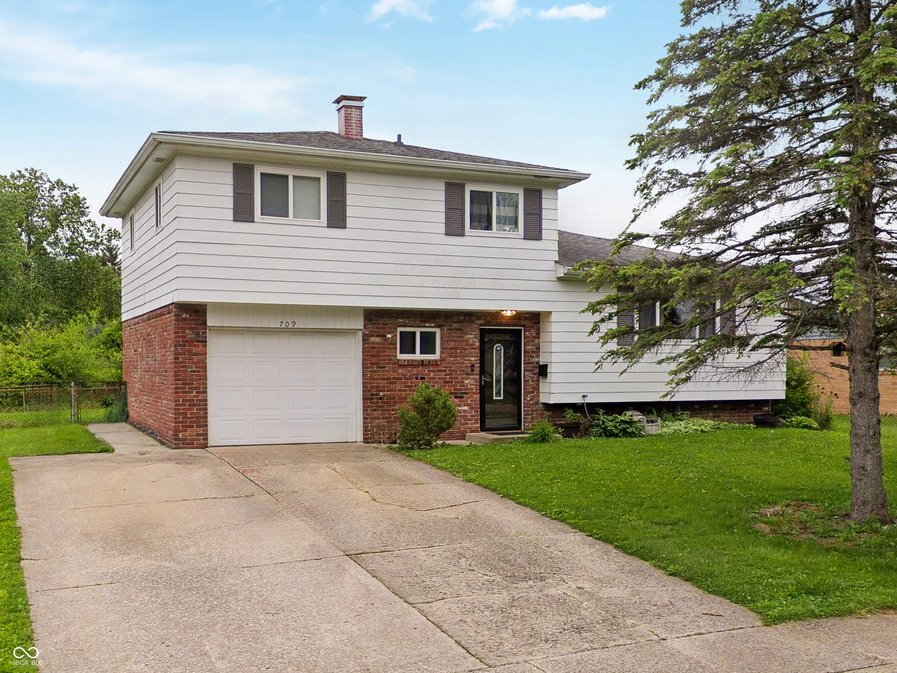 709 N Bend Road