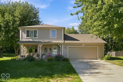 Photo of 592 Echo Bend Boulevard, Greenwood, IN 46142 (MLS # 22129976)