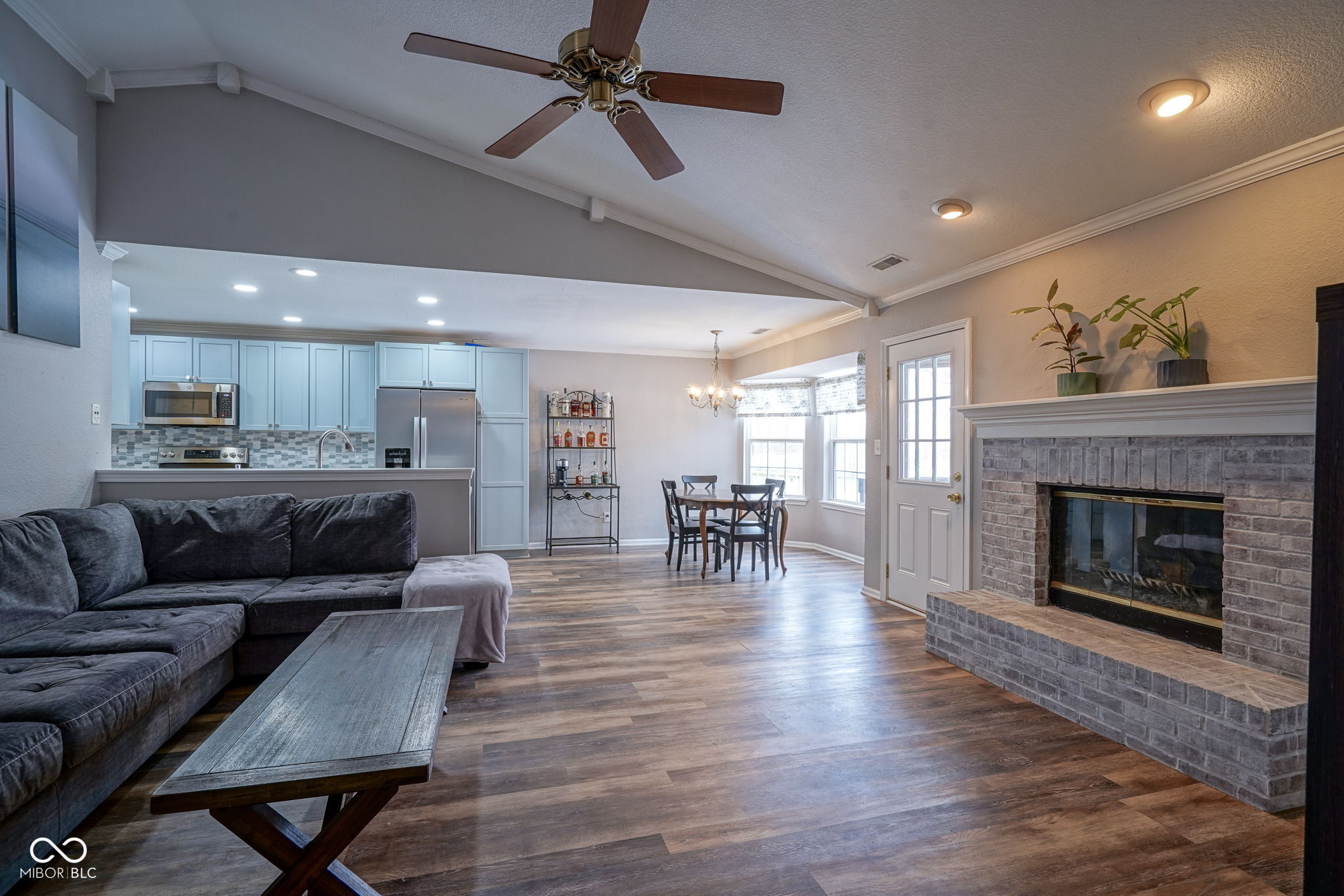 6038 White Birch Drive