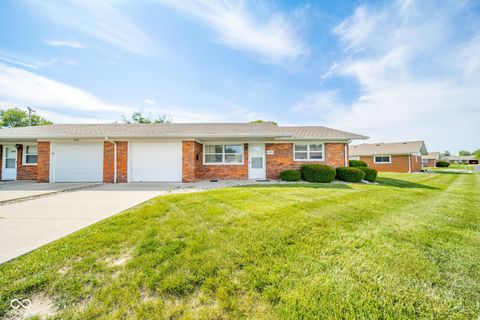 Photo of 2505 Kimberly Court, Anderson, IN 46012 (MLS # 22101703)