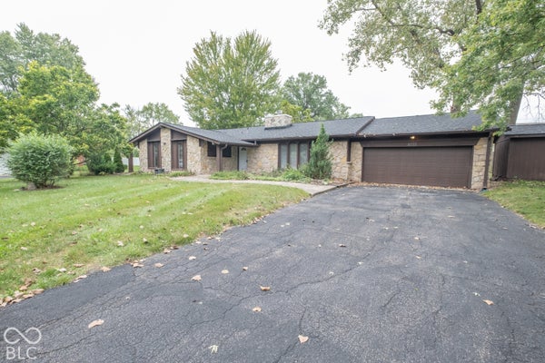 8155 N RICHARDT AVE, INDIANAPOLIS, IN 46256 - Image e9c9de6c8e73636f69d619c6a2c4a74e/3028266925