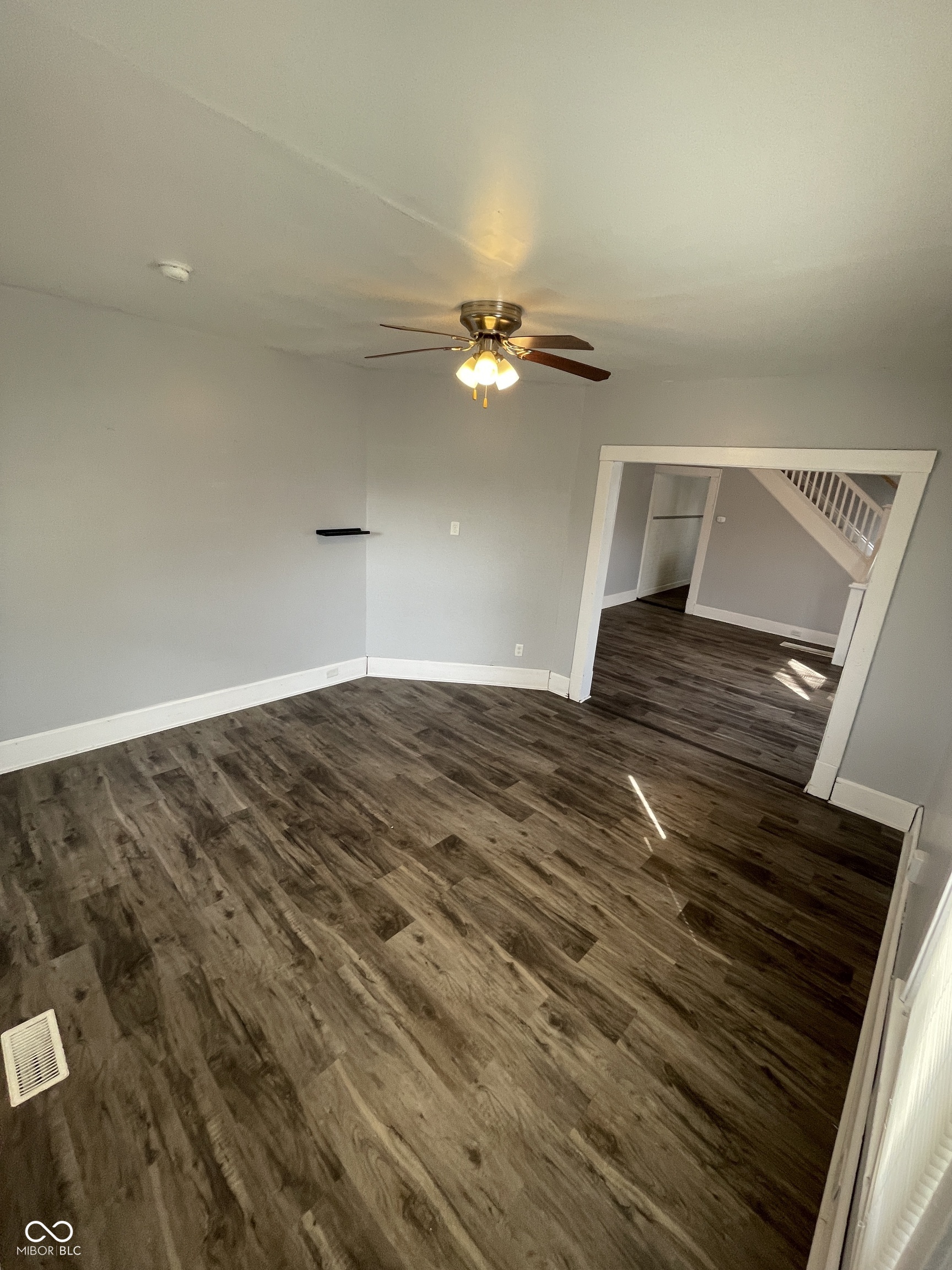 93 S 5th Avenue