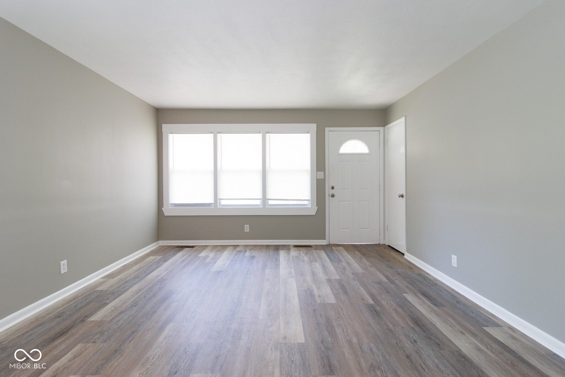 432 Woodview Drive