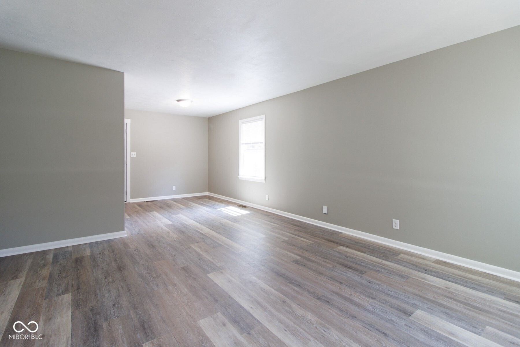 432 Woodview Drive