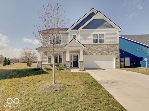 2898 Creekridge Court Columbus IN 47201
