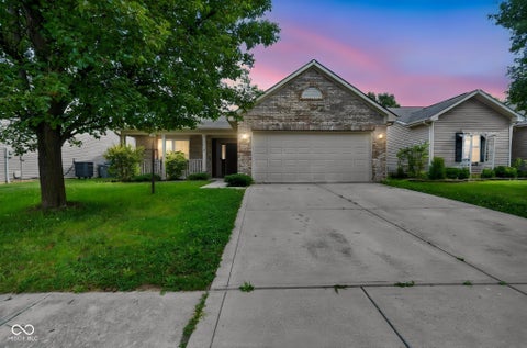 Photo of 14878 War Emblem Drive, Noblesville, IN 46060 (MLS # 22121402)
