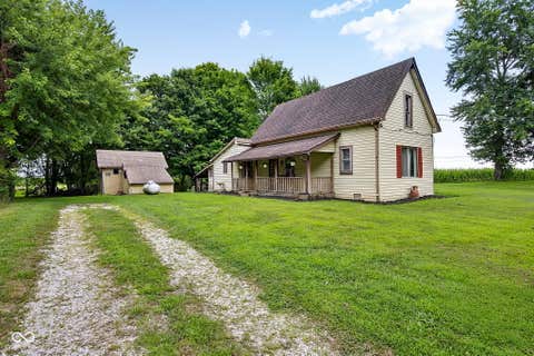 Photo of 9771 N County Road 200 E, Pittsboro, IN 46167 (MLS # 22090604)