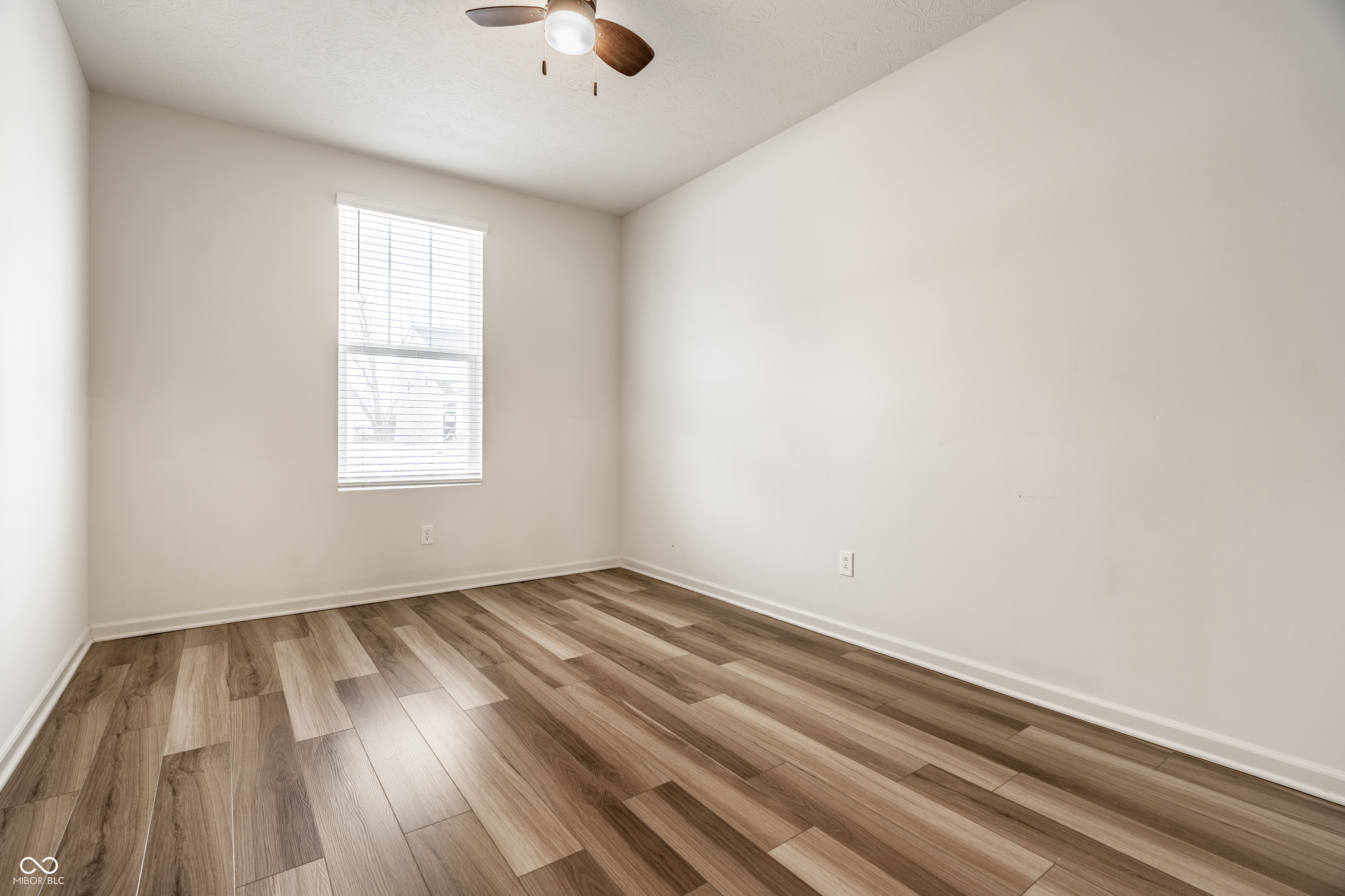 6672 Seabiscuit Road