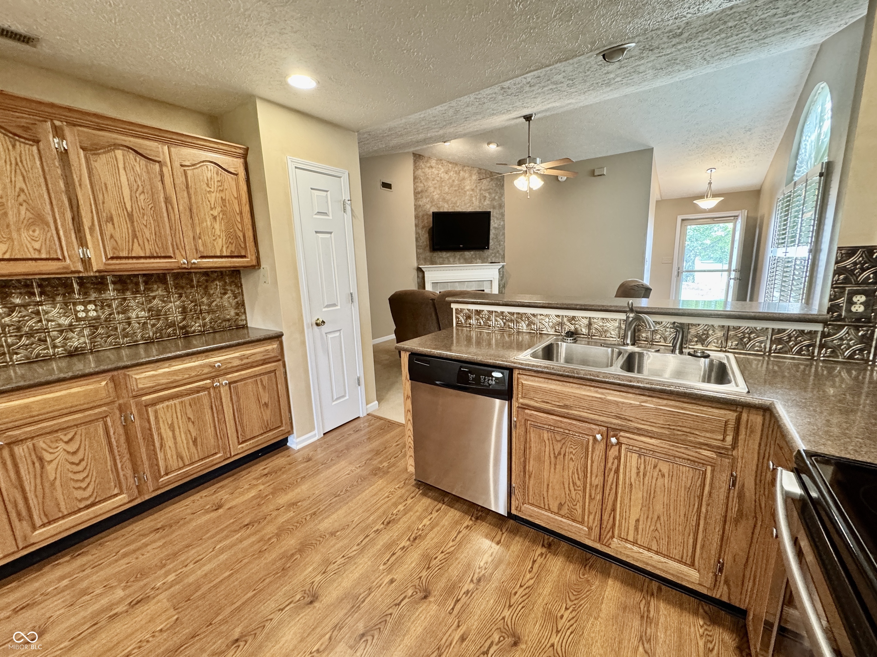 1248 Lexington Trail