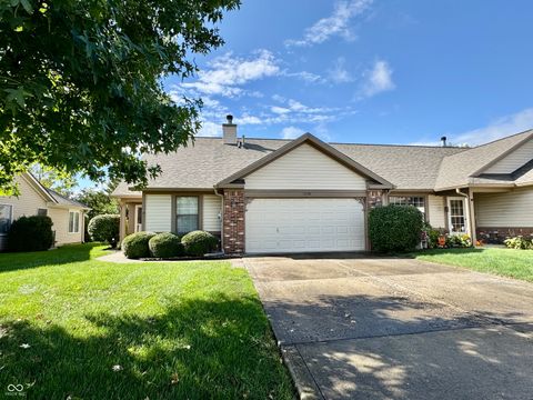 Photo of 1248 Lexington Trail, Greenfield, IN 46140 (MLS # 22067292)