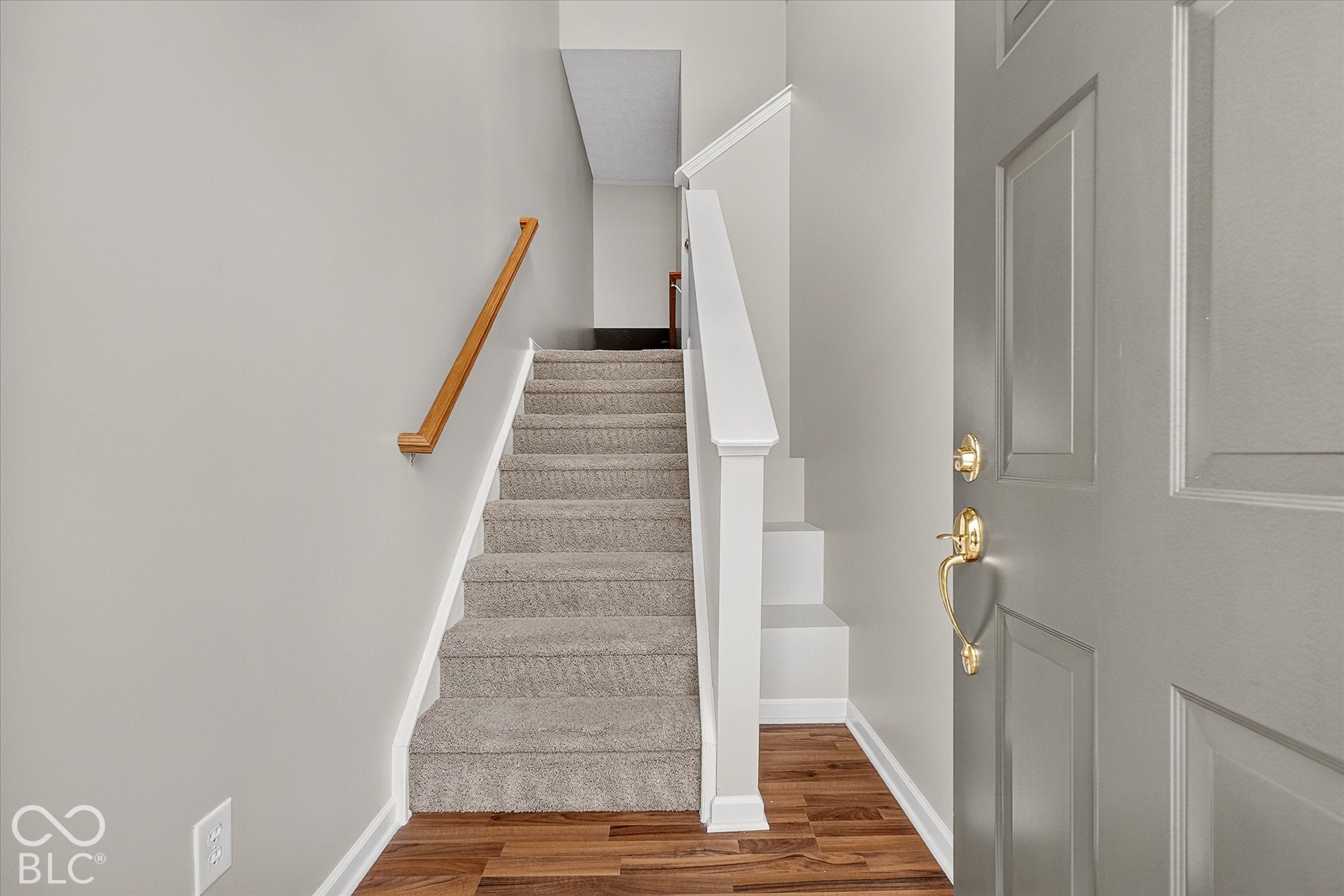 9013 Mercer Drive