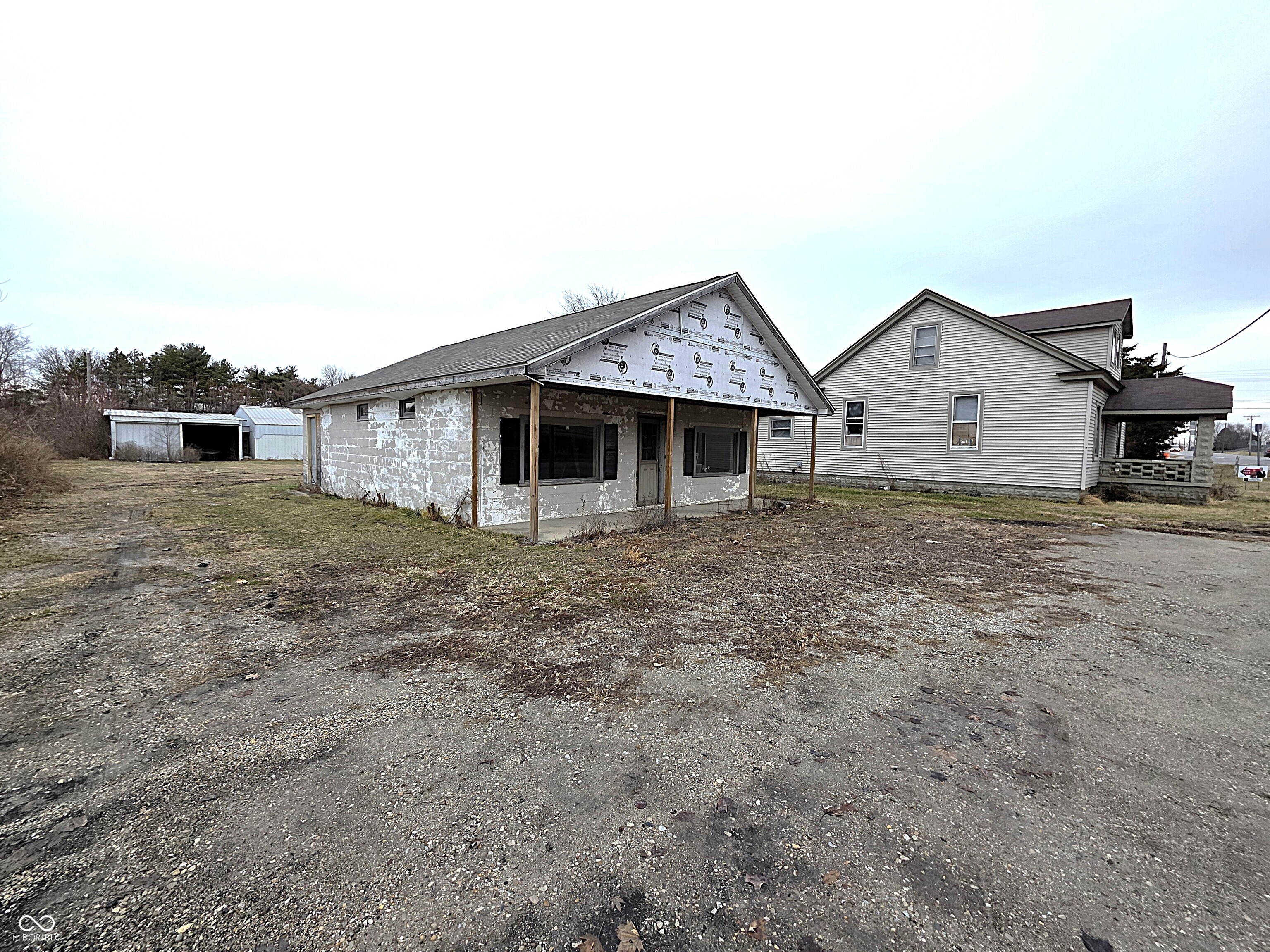 8042 W State Road 32