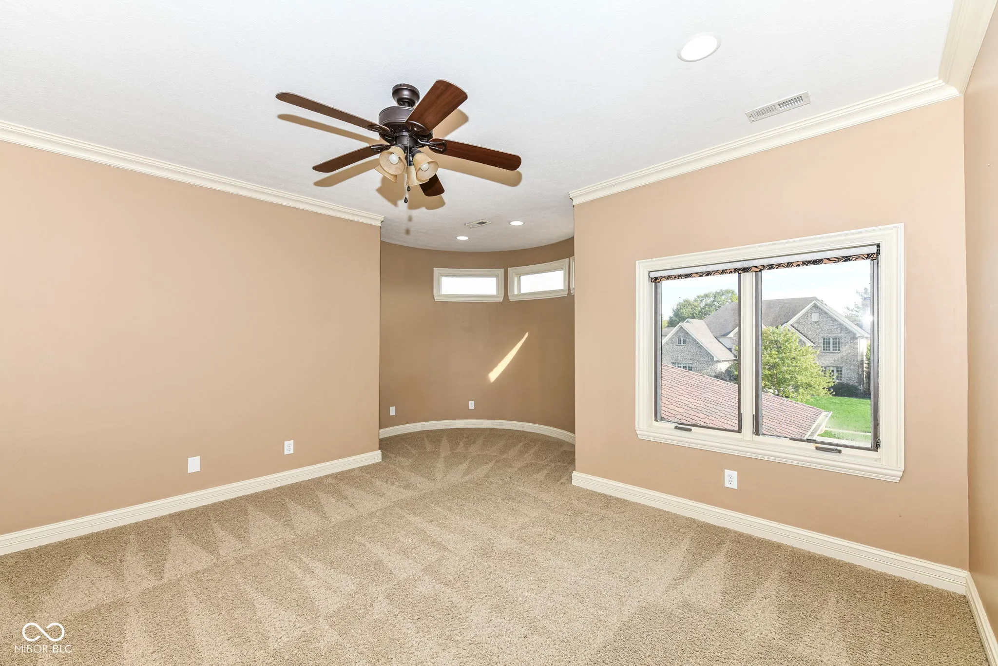 Fishers, Indiana 46040, United States, 5 Bedrooms Bedrooms, ,6 BathroomsBathrooms,Residential,Active,39792