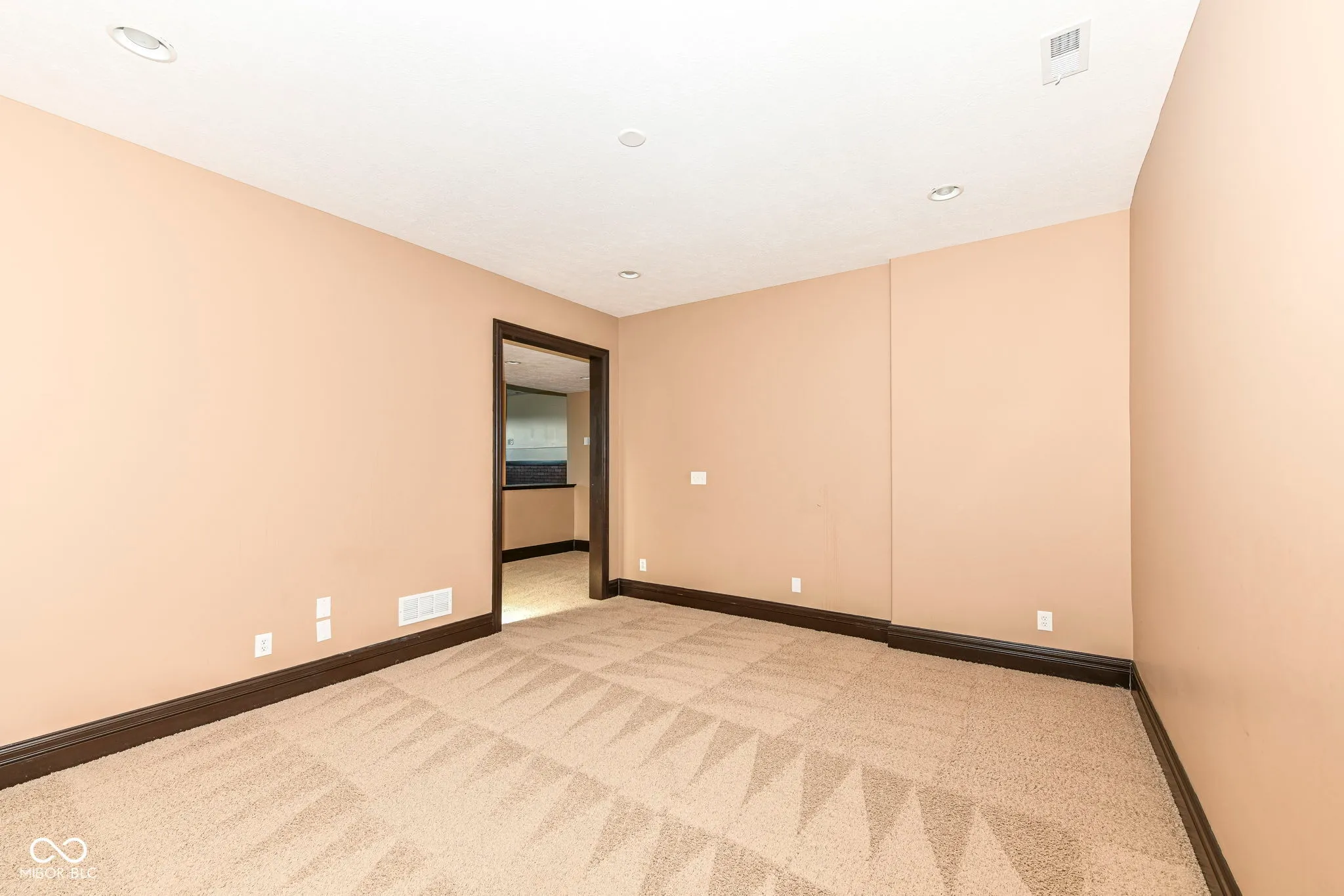 Fishers, Indiana 46040, United States, 5 Bedrooms Bedrooms, ,6 BathroomsBathrooms,Residential,Active,39792