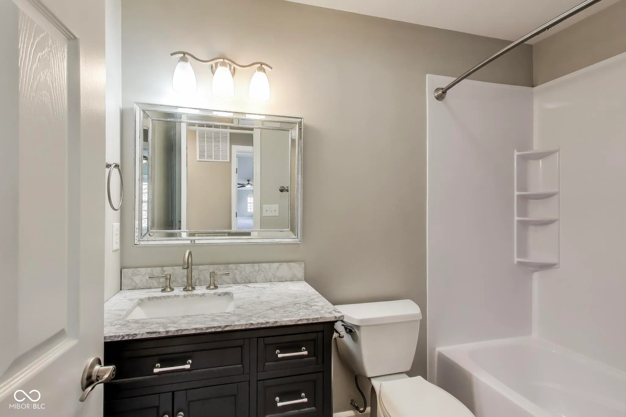 Beech Grove, Indiana 46107, United States, 3 Bedrooms Bedrooms, ,3 BathroomsBathrooms,Residential,Active,220182