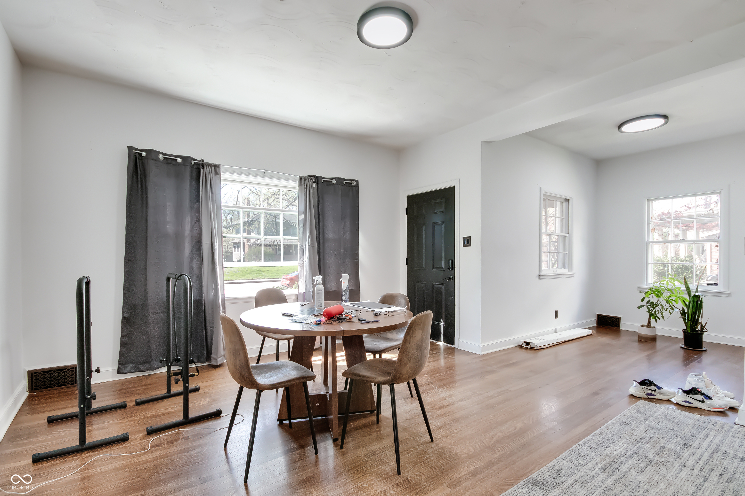 4203 N Capitol Avenue