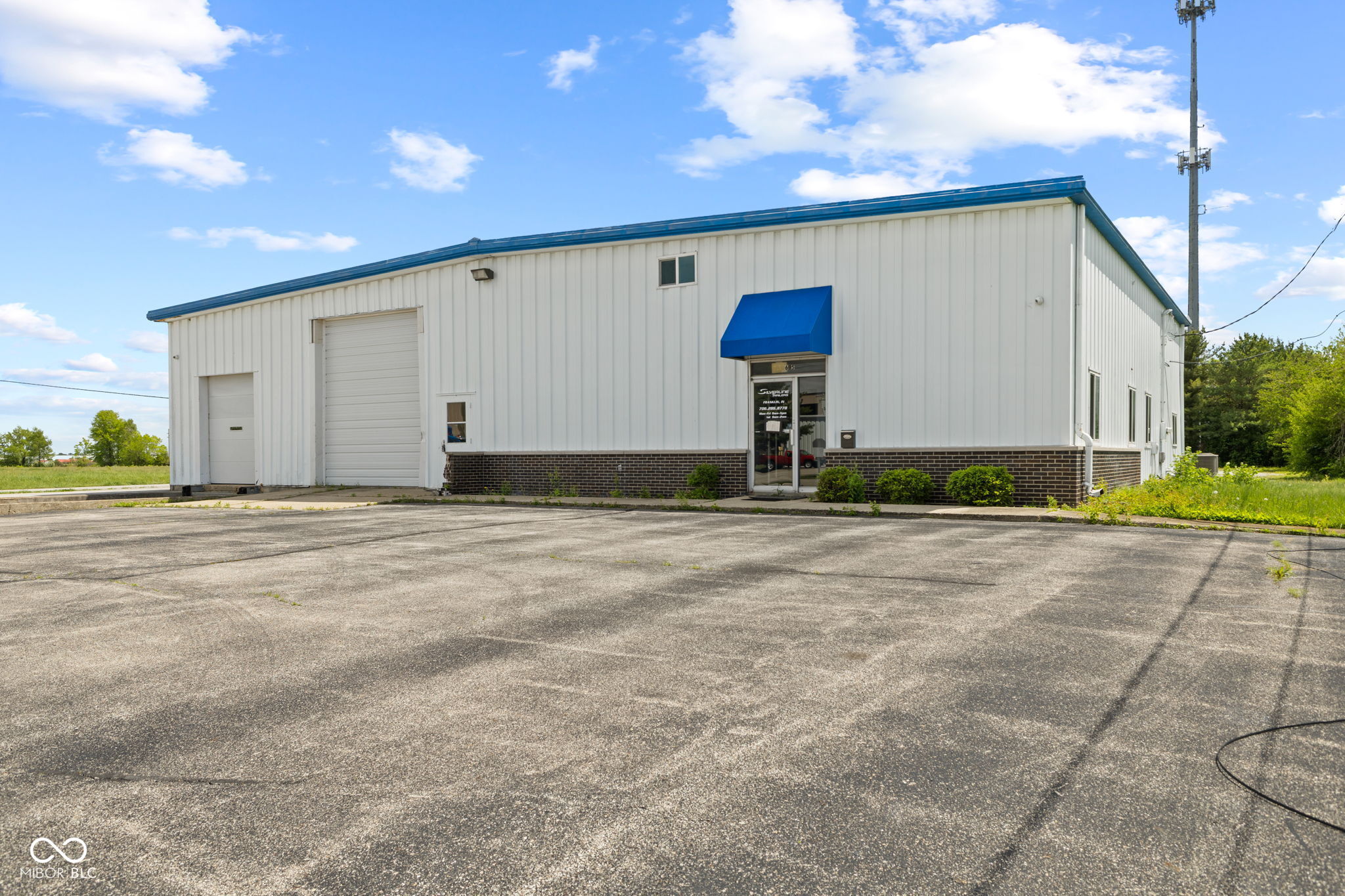 695 Industrial Drive