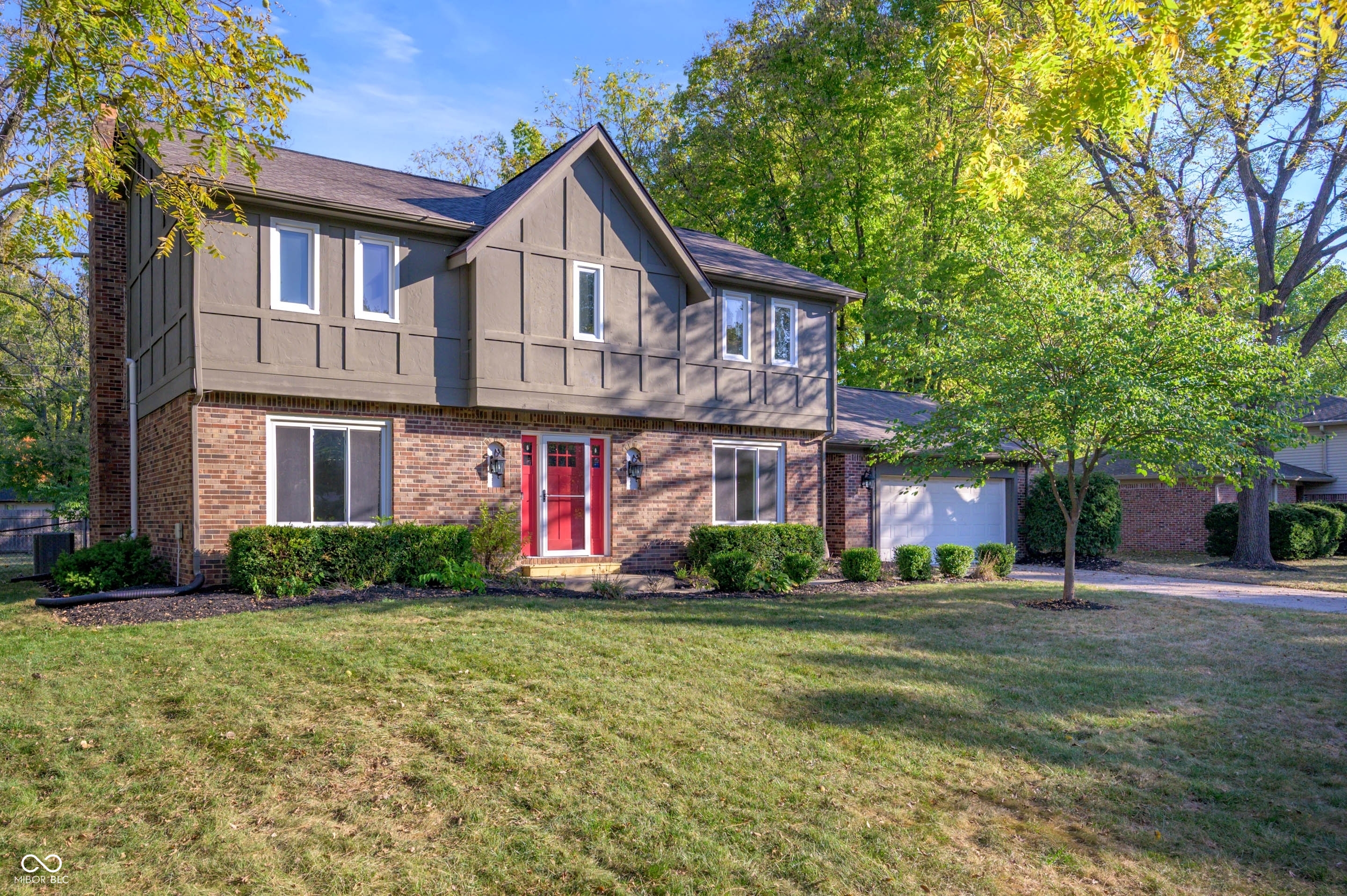 1346 Smokey Row Lane