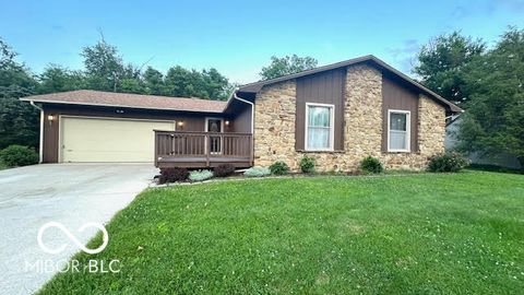 865 Countryside Lane Columbus IN 47201