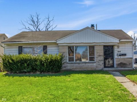 Photo of 2848 Schofield Avenue, Indianapolis, IN 46218 (MLS # 22092111)