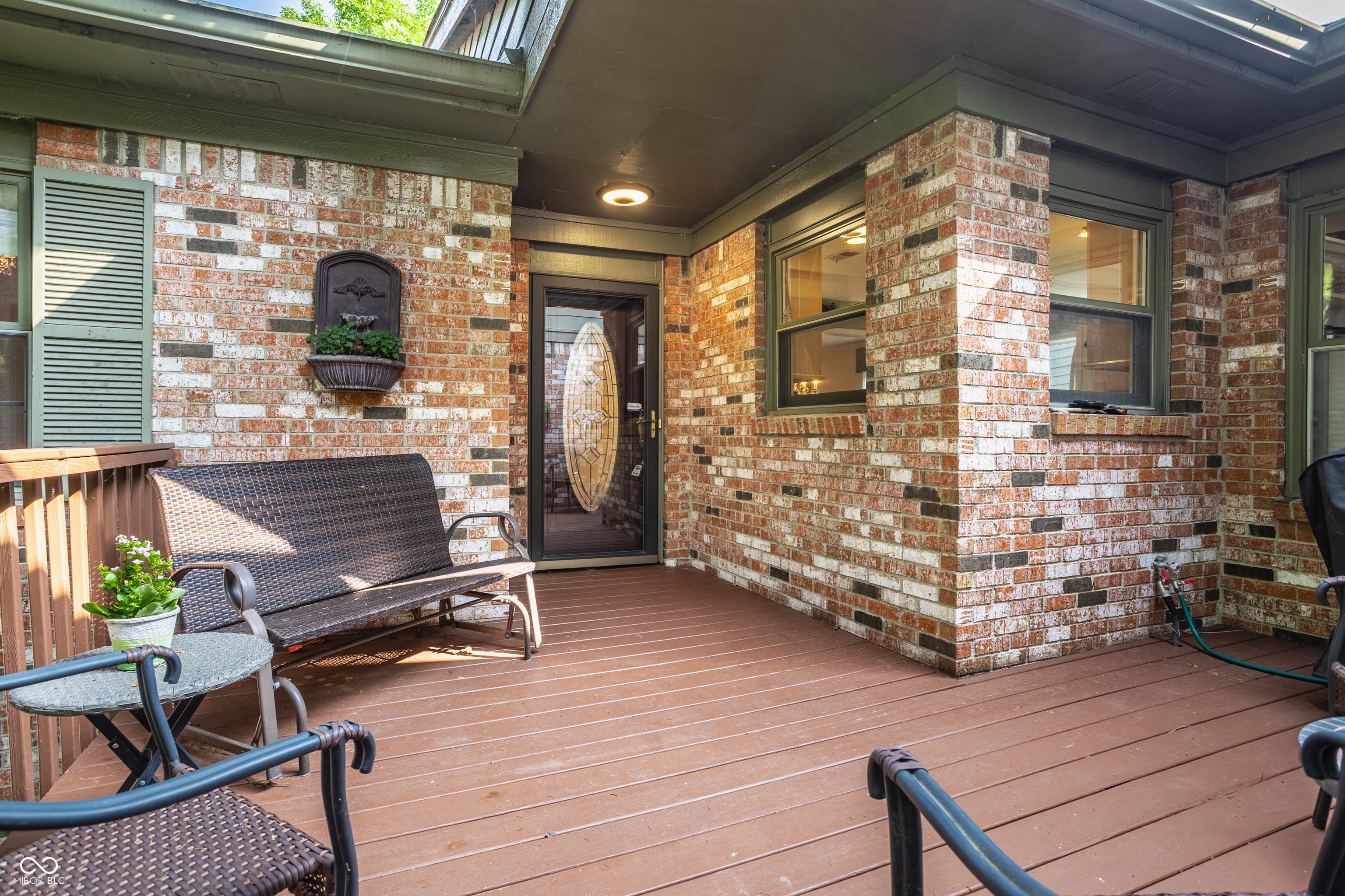 5382 Thicket Hill Lane 0