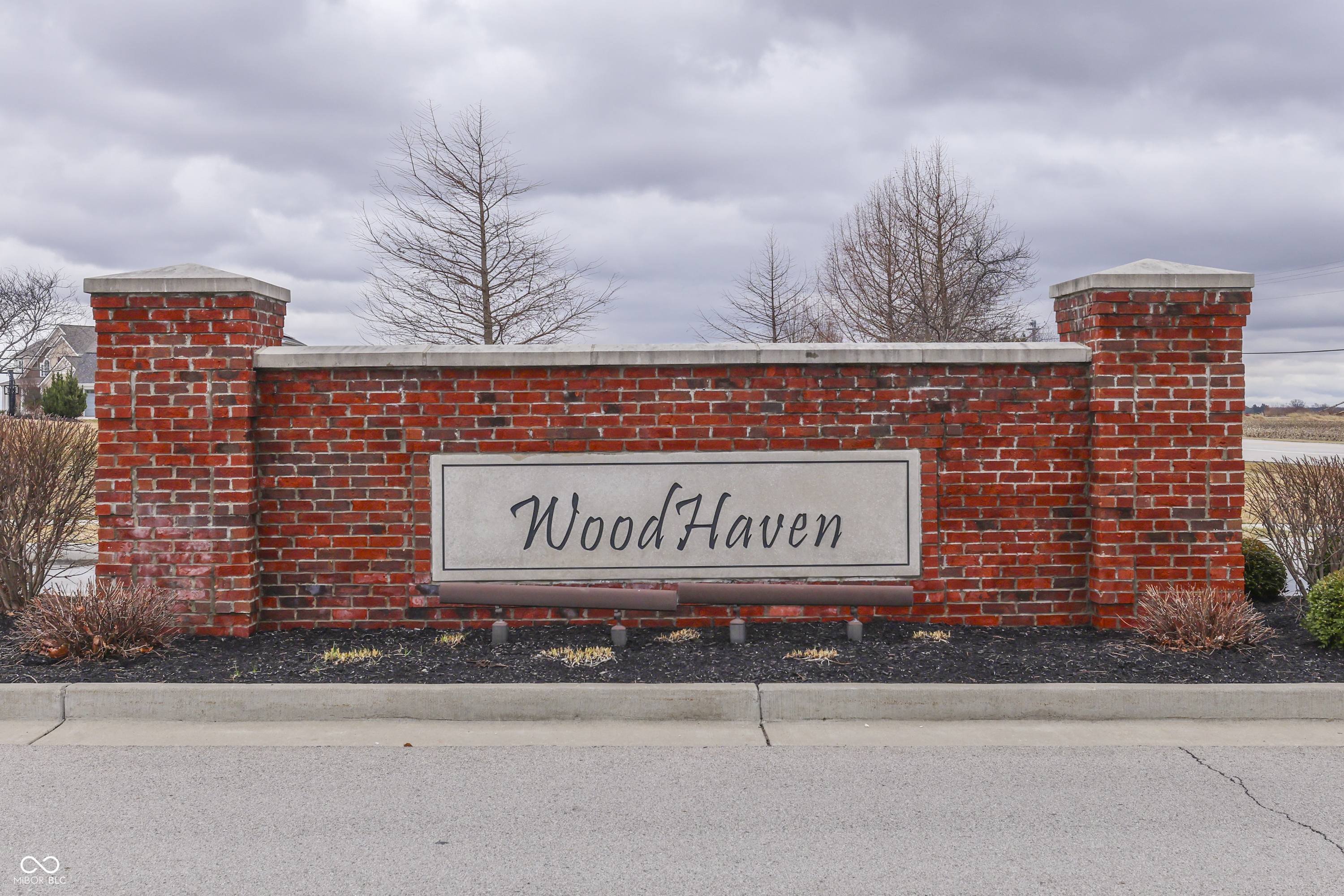 6096 Wood Glen Court