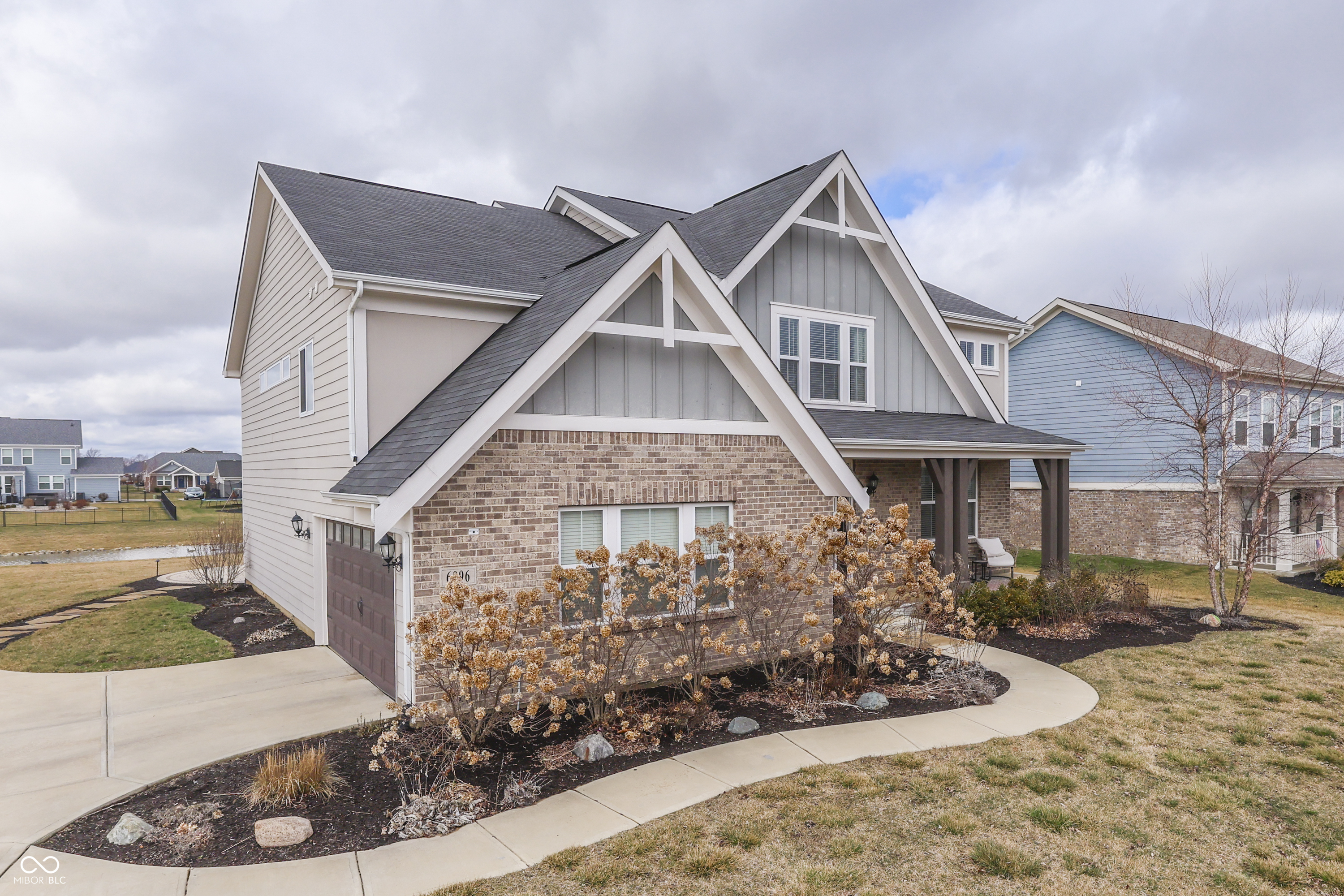 6096 Wood Glen Court