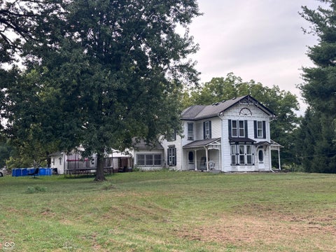 Photo of 304 Lincoln Street, Williamsport, IN 47993 (MLS # 22125743)