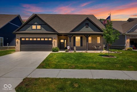 Photo of 20235 Atchison Way, Westfield, IN 46074 (MLS # 22106129)