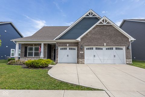 Photo of 8822 Rowling Way, Indianapolis, IN 46239 (MLS # 22105903)